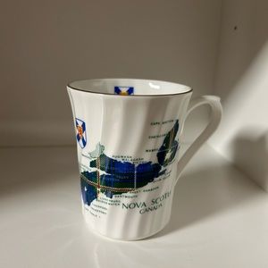 NWOT Crown Warwick Nova Scotia cup